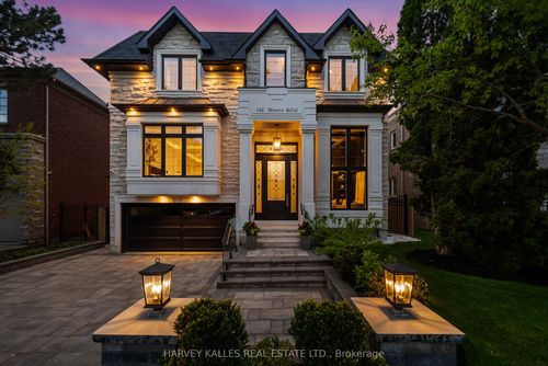148 Munro Blvd, North York, ON, M2P1C8 | Card Image