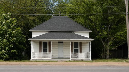 2149 N National Avenue, Springfield, MO, 65803 | Card Image