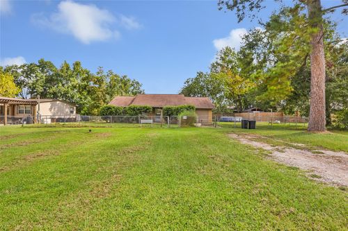 81 Dogwood St, Shepherd, TX, 77371-3662 | Card Image