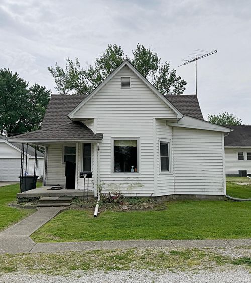 139 G St Ne, Linton, IN, 47441 | Card Image