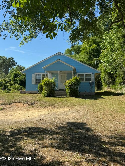 611 Leak St, Rockingham, NC, 28379-3723 | Card Image