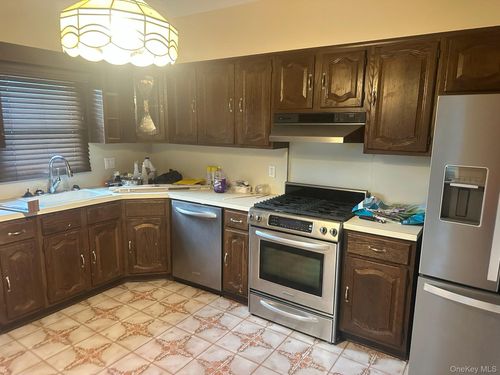 368 Packman Ave, Mount Vernon, NY, 10552-1026 | Card Image