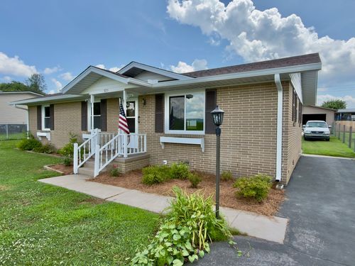 925 Old Mcminnville Rd, Woodbury, TN, 37190-1224 | Card Image