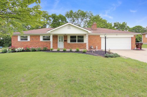 9046 Saxton Dr, West Chester, OH, 45069-3641 | Card Image