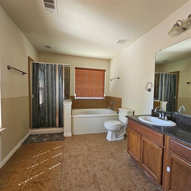 11727 Madison Oak St, House other with 3 bedrooms, 3 bathrooms and 2 parking in Houston TX | Image 25