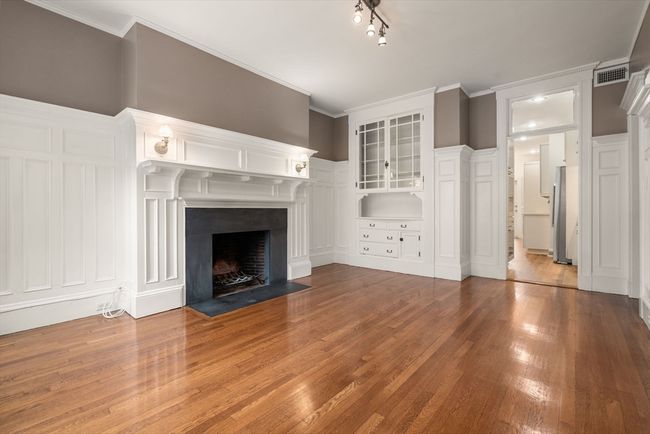APT-2 - 76 Marshal St, Condo with 3 bedrooms, 2 bathrooms and 1 parking in Brookline MA | Image 15