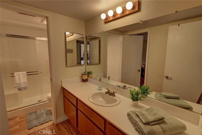 7 - 25712 Le Parc, Condo with 2 bedrooms, 2 bathrooms and 2 parking in Lake Forest CA | Image 21