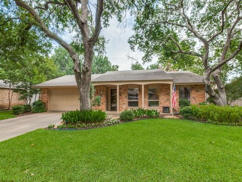 906 Redwood Dr, Richardson, TX, 75080-4007 | Card Image