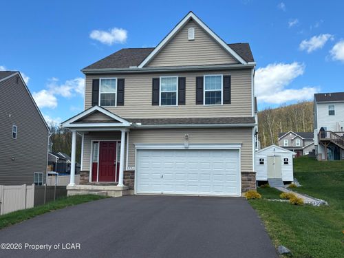726 Quarry Rd, Drums, PA, 18222-6800 | Card Image