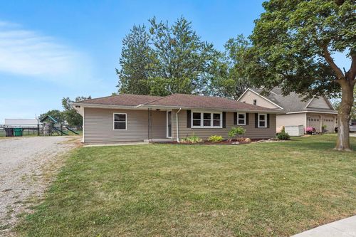 4025 Carl St, Woodburn, IN, 46797-9000 | Card Image