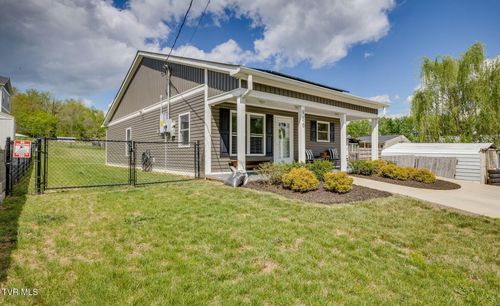 986 Glen St, Bristol, TN, 37620-3503 | Card Image