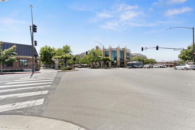 252 Martin Ave, House other with 3 bedrooms, 2 bathrooms and 2 parking in Livermore CA | Image 15