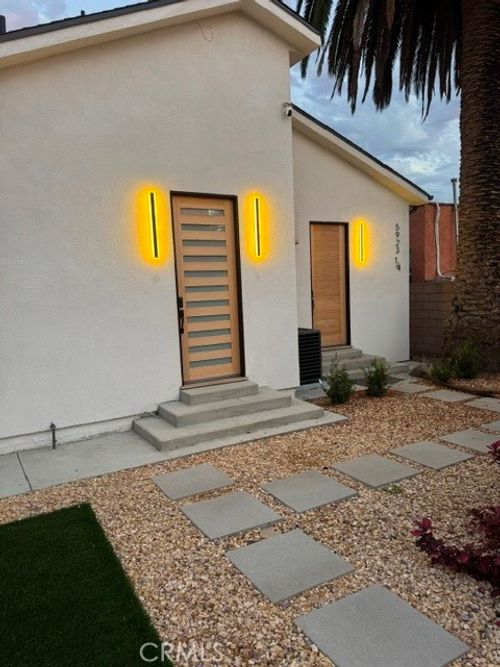 5923 1/4 Haas Ave, Los Angeles, CA, 90047 | Card Image