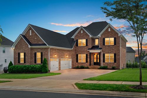 1005 Keeneland Dr, Gallatin, TN, 37066-4578 | Card Image
