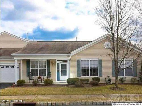 41 Greylawn Dr, Lakewood, NJ, 08701-7500 | Card Image