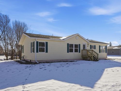 320 Lincoln Avenue, OMRO, WI, 54963 | Card Image