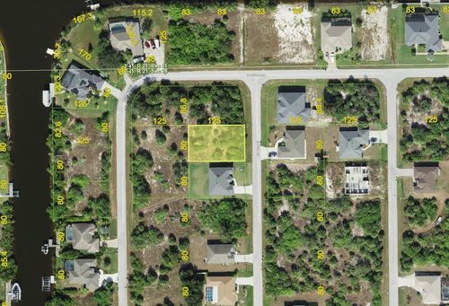 10015 Greetings St, Port Charlotte, FL, 33981-4740 | Card Image