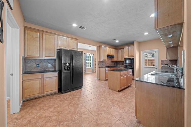 18302 Glenn Haven Estates Dr, House other with 5 bedrooms, 4 bathrooms and 3 parking in Spring TX | Image 11