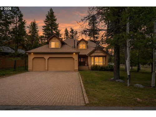 18004 Tan Oak Ln, Bend, OR, 97707-1828 | Card Image