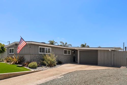 825 Hickory Ct, Imperial Beach, CA, 91932 | Card Image