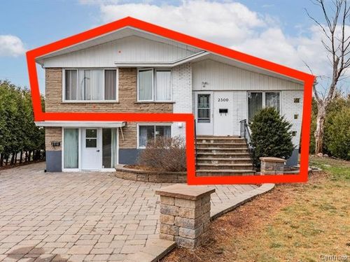 2300 Rue Pilon, Longueuil, QC, J3Y5A2 | Card Image