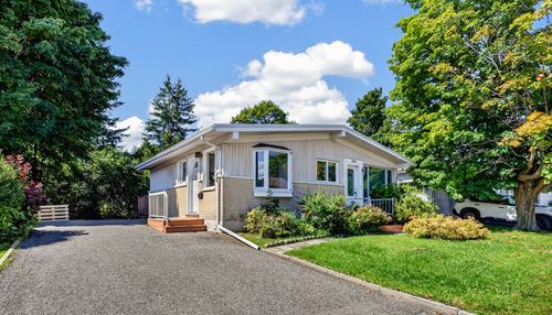 7695 10e Av E, Québec, QC, G1H4C6 | Card Image