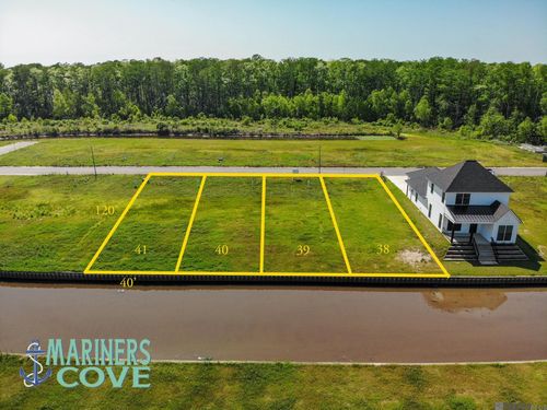 12846 N St Croix Ct, Maurepas, LA, 70449-3016 | Card Image
