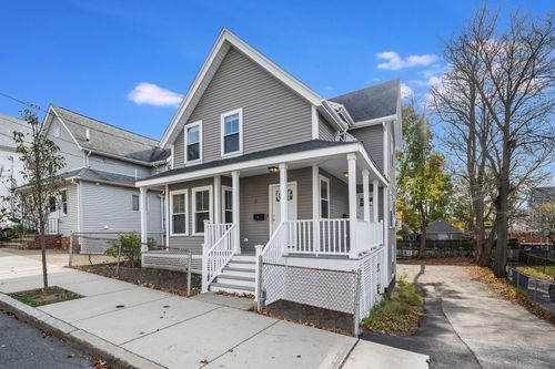 11 Harvard Steet, Everett, MA, 02149 | Card Image