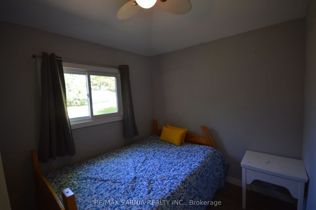 6208 London Rd, House other with 2 bedrooms, 1 bathrooms and null parking in Kettle And Stony Point Fn ON | Image 16