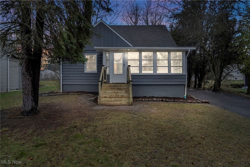 12931 Fruitside Rd, Garfield Heights, OH, 44125-4917 | Card Image