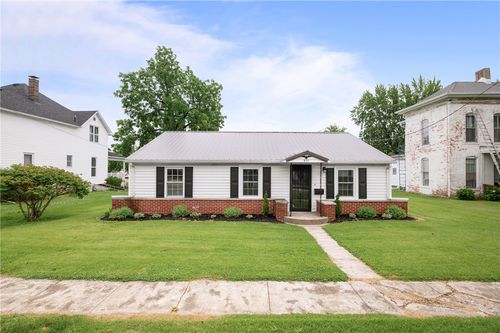 611 S 6th St, Marshall, IL, 62441-1417 | Card Image