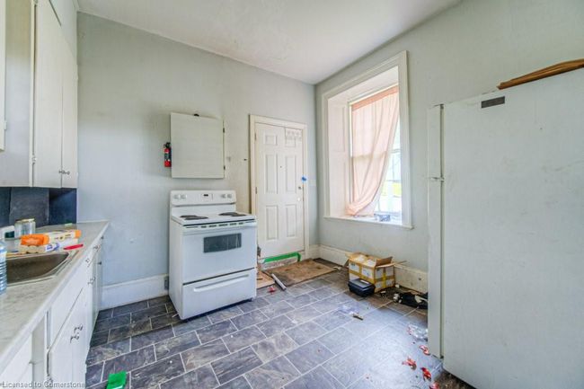 245 Ainslie St S, Home with 7 bedrooms, 0 bathrooms and 12 parking in Cambridge ON | Image 10