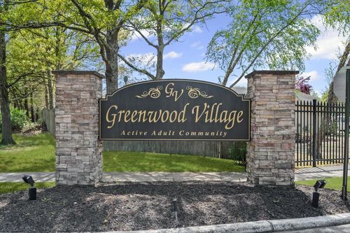 10 Orange Tree Ct, Manorville, NY, 11949-3505 | Card Image