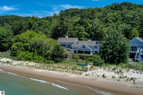 968 S Manitou Trl, Lake Leelanau, MI, 49653-9751 | Card Image