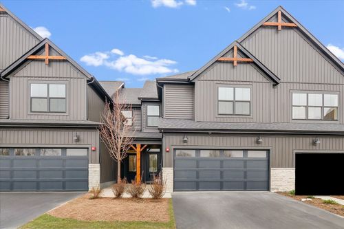 8534 Sperry Ct, Woodridge, IL, 60517-3092 | Card Image