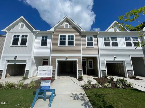 178 Golden Arms Dr, Smithfield, NC, 27577-3551 | Card Image