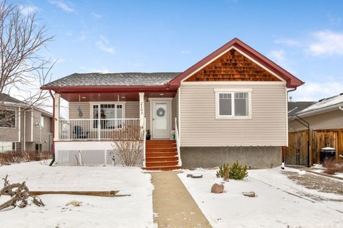 2103 27 Ave, Nanton, AB, T0L1R0 | Card Image