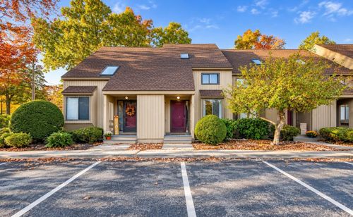 20 Blackstone Court, Merrimack, NH, 03054 | Card Image
