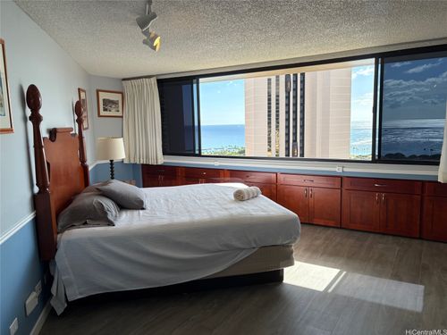 apt-3201-1700 Ala Moana Blvd, Honolulu, HI, 96815-1491 | Card Image