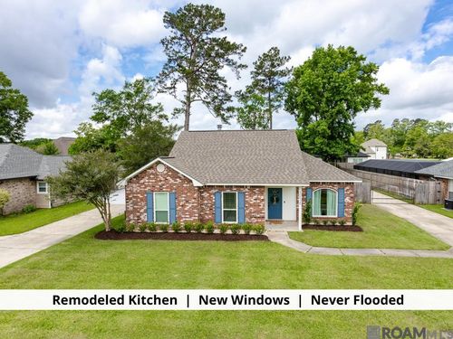 30935 Meadow Wood Blvd, Denham Springs, LA, 70726-2748 | Card Image