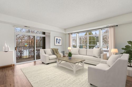 ste-116-935 Ferndale St N, Maplewood, MN, 55119-4142 | Card Image