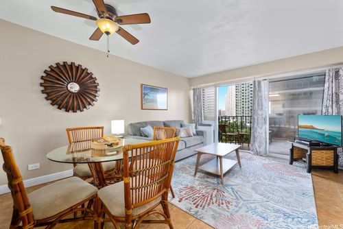 807-1909 Ala Wai Blvd, Honolulu, HI, 96815-1802 | Card Image