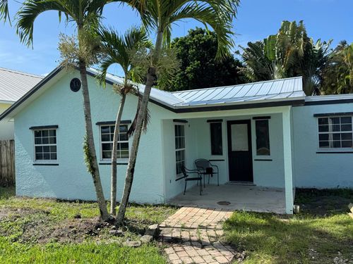 948 Sw 33rd St, Palm City, FL, 34990-3406 | Card Image