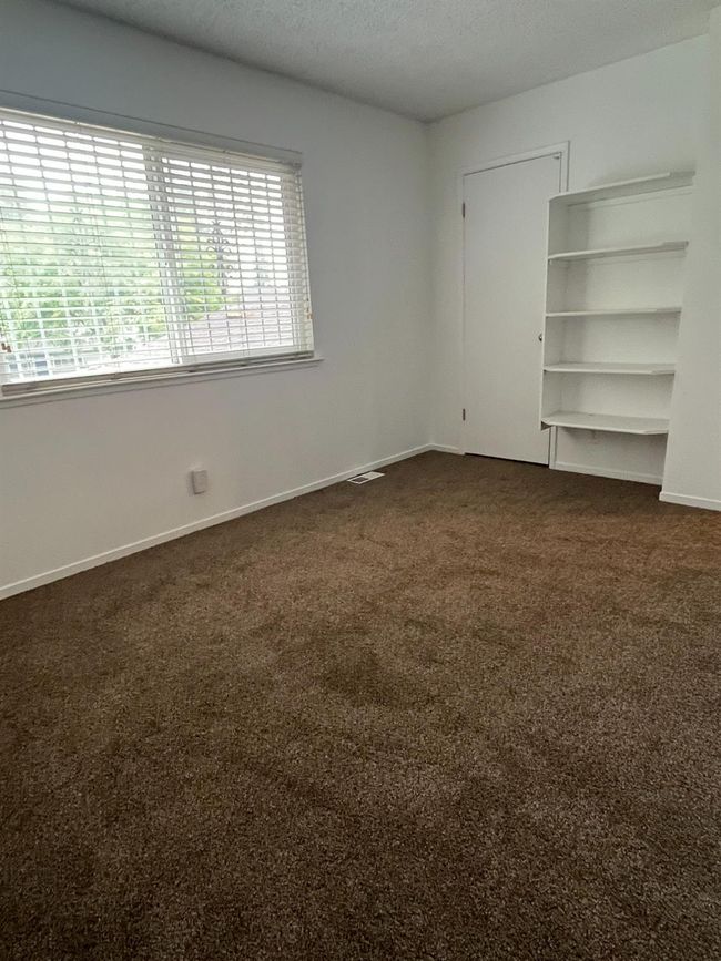 101 - 2576 W Fairmont Ave, Condo with 2 bedrooms, 0 bathrooms and null parking in Fresno CA | Image 22