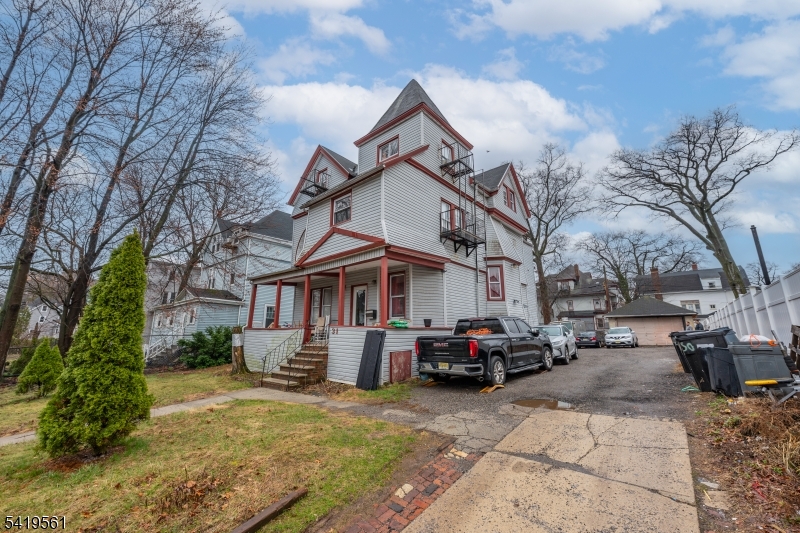 Residential Income in East Orange City 2