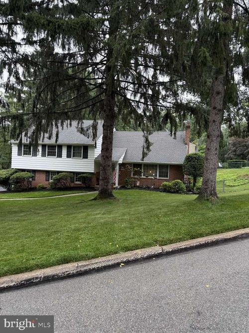 105 Sheldrake Dr, PAOLI, PA, 19301-1242 | Card Image
