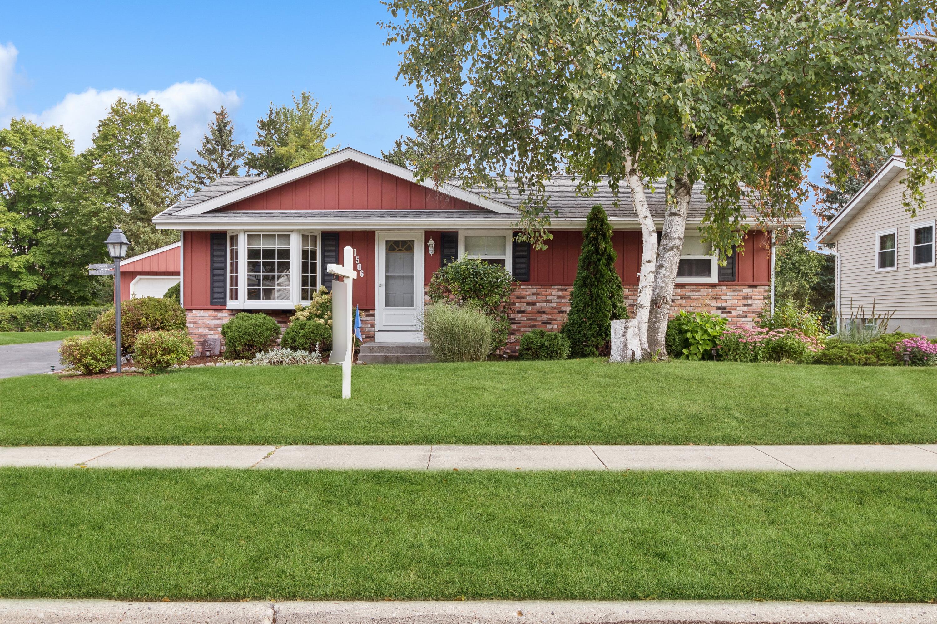 Sunset Ridge Dr, West Bend, WI 53090