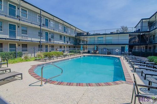 2126-3000 July St, Baton Rouge, LA, 70808-2084 | Card Image