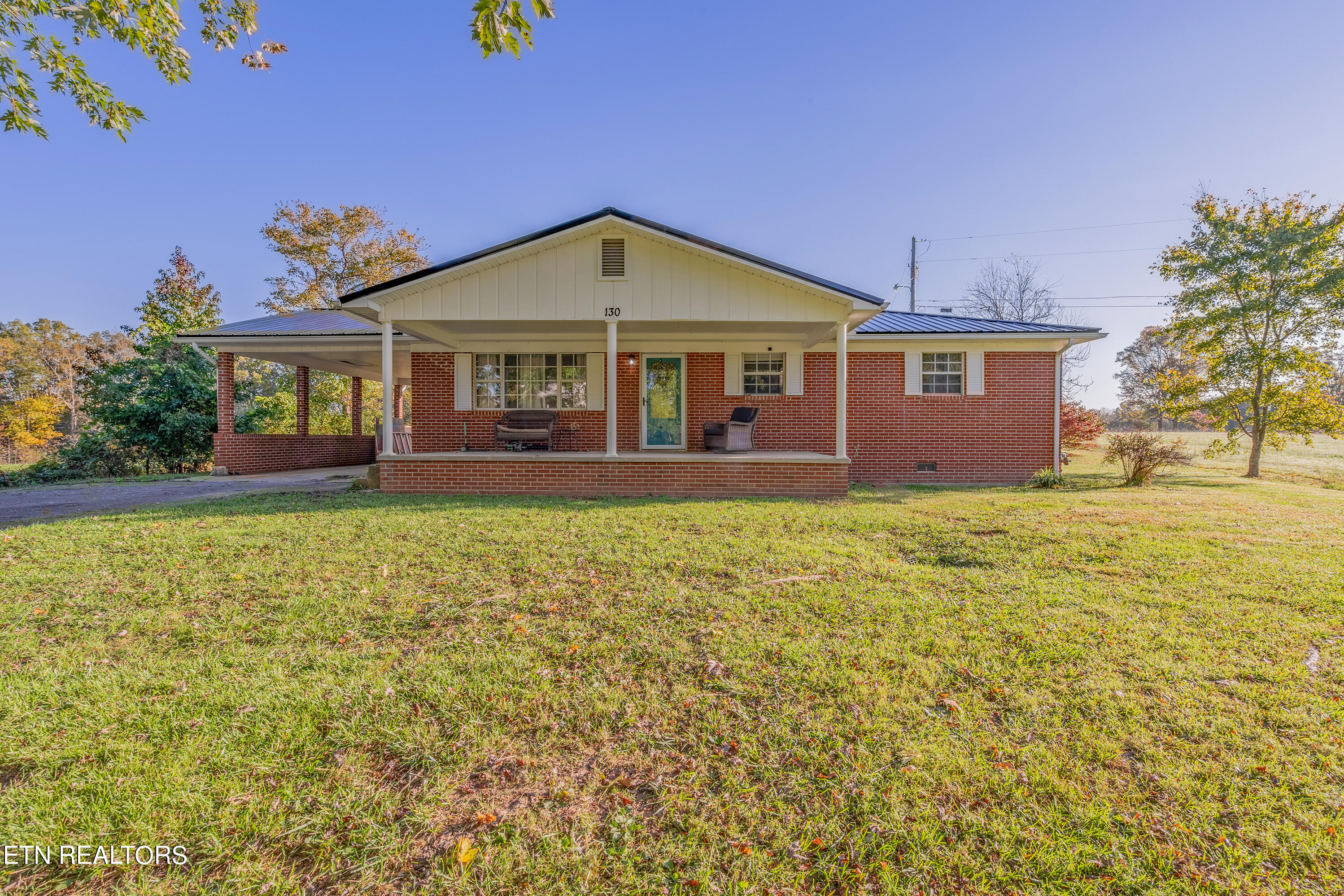 Vfw Rd, Sunbright, TN 37872