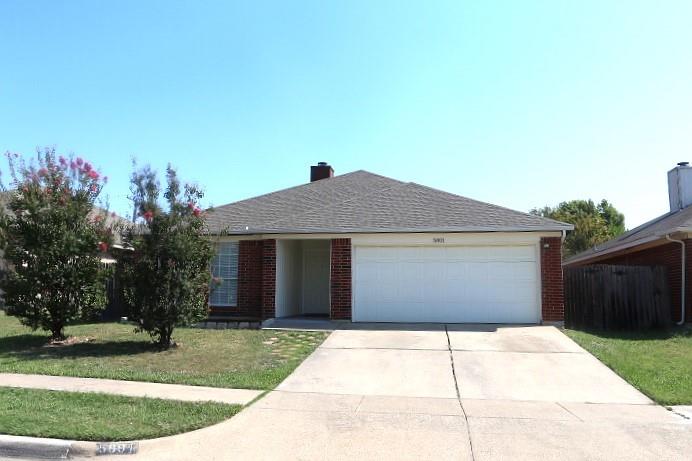 Magnum Dr, Arlington, TX 76018